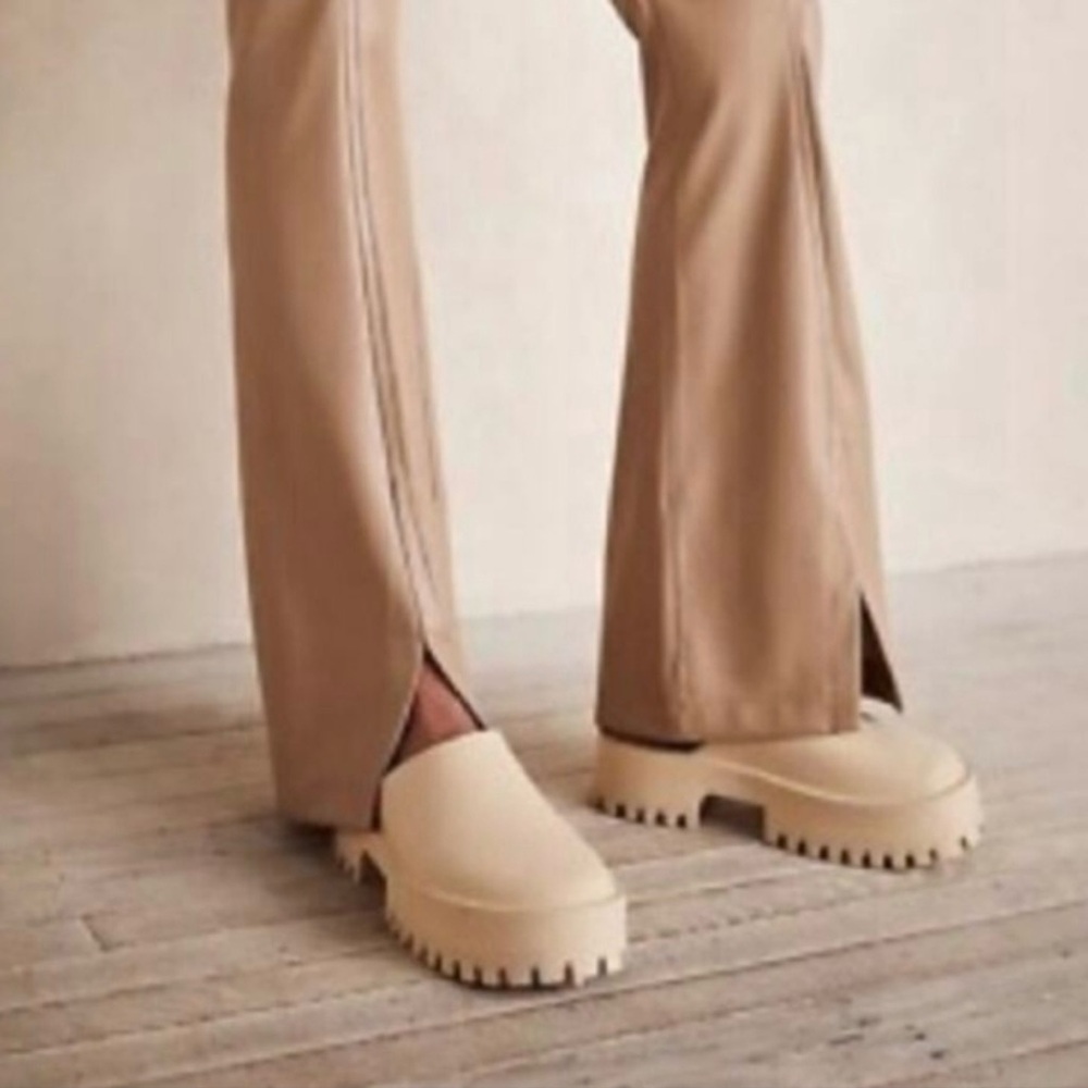 Sold* Jeffrey Campbell Rubber Bae Mule in Ivory - Picture 2 of 9